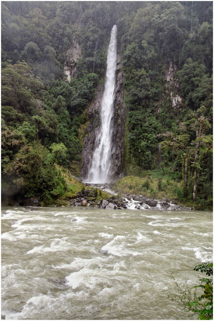 09 - Fox Glacier (02).jpg